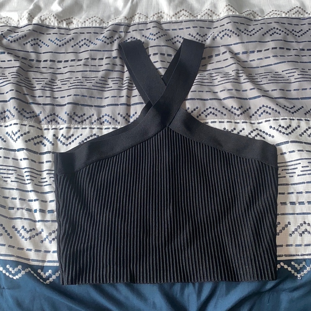Cross Over Black Top